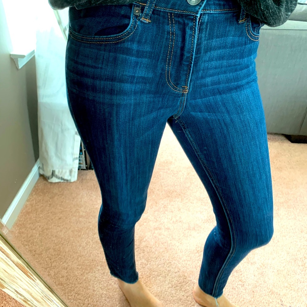 EUC EXPRESS CROPPED HIGH RISE DENIM SIZE 0